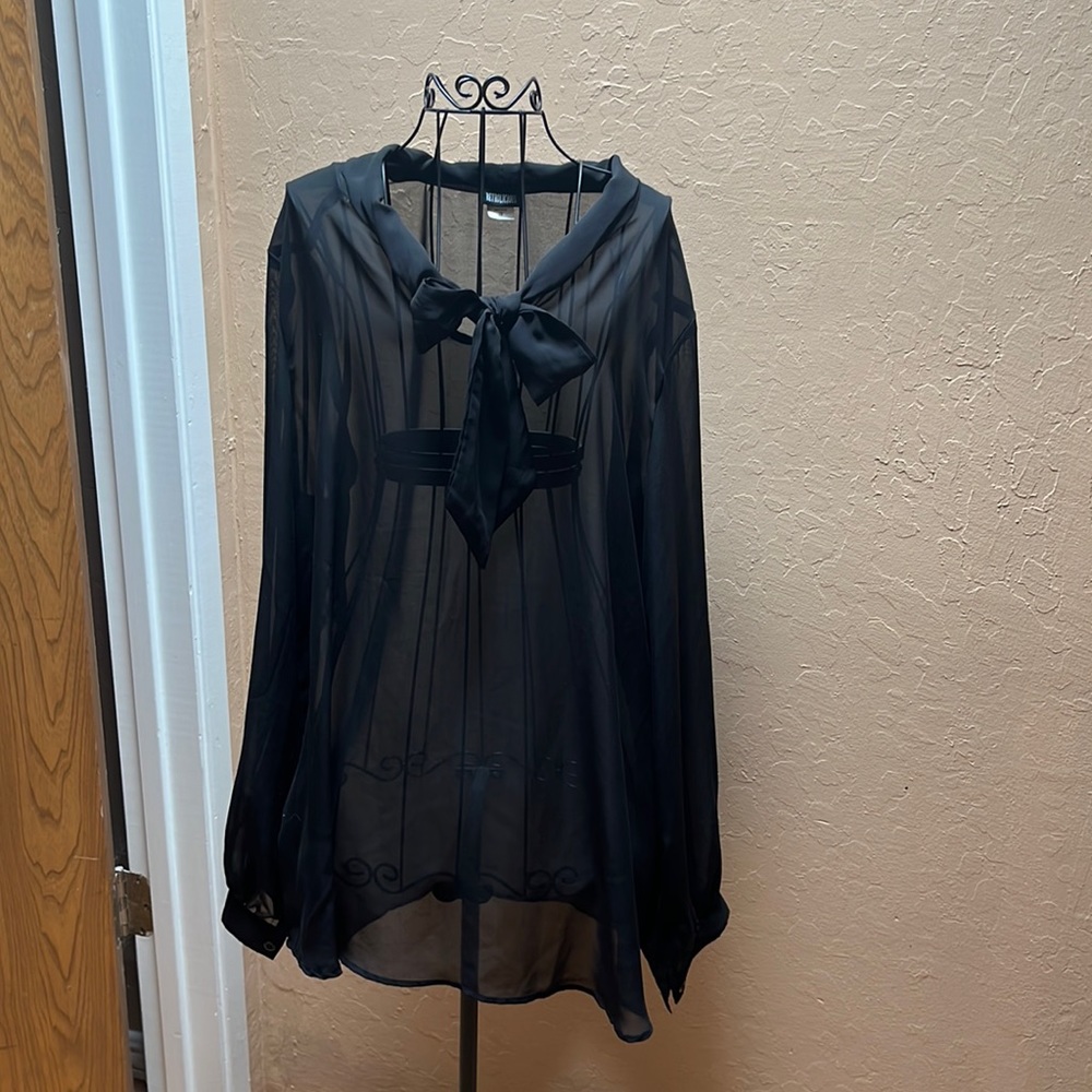 Retrolicious sheer blouse bow tie